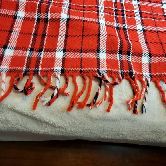 Faribo Fluff Loomed Wool Blanket Throw Stadium 52x64 USA Made Red Blue - Picture 8 of 11